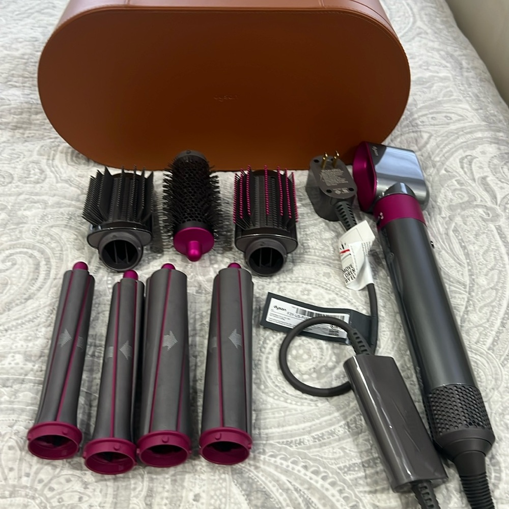 Dyson Air Wrap